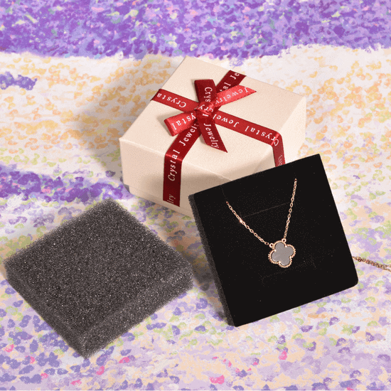 necklace jewelry packaging idea 1