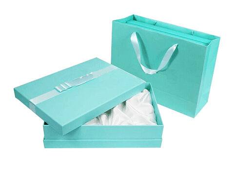 luxury custom Clothing BOx