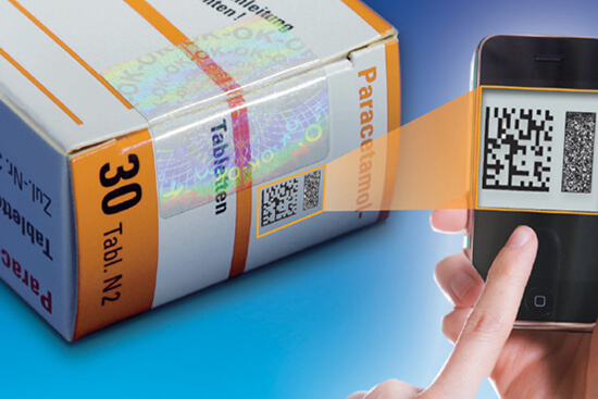 folding carton with smart packaging features