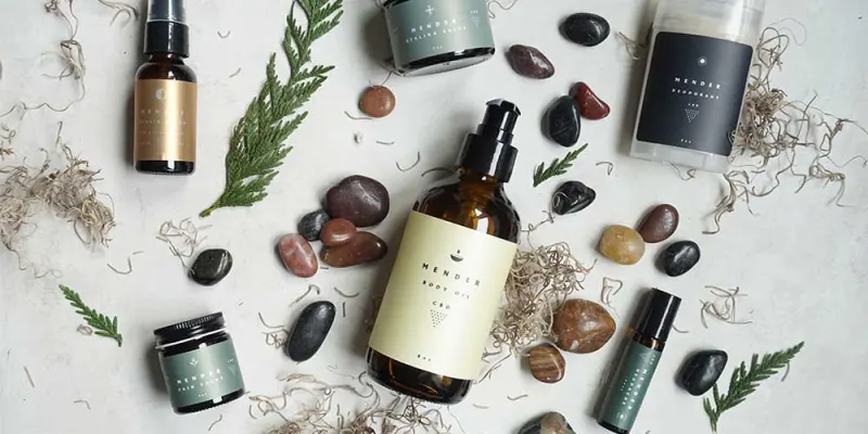 minimalist cosmetic packaging white gold detail elegance