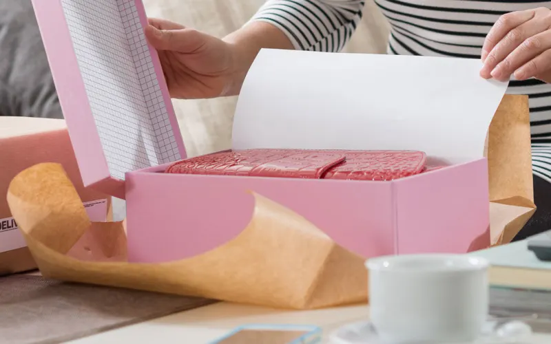 box insert social media customer engagement hashtag