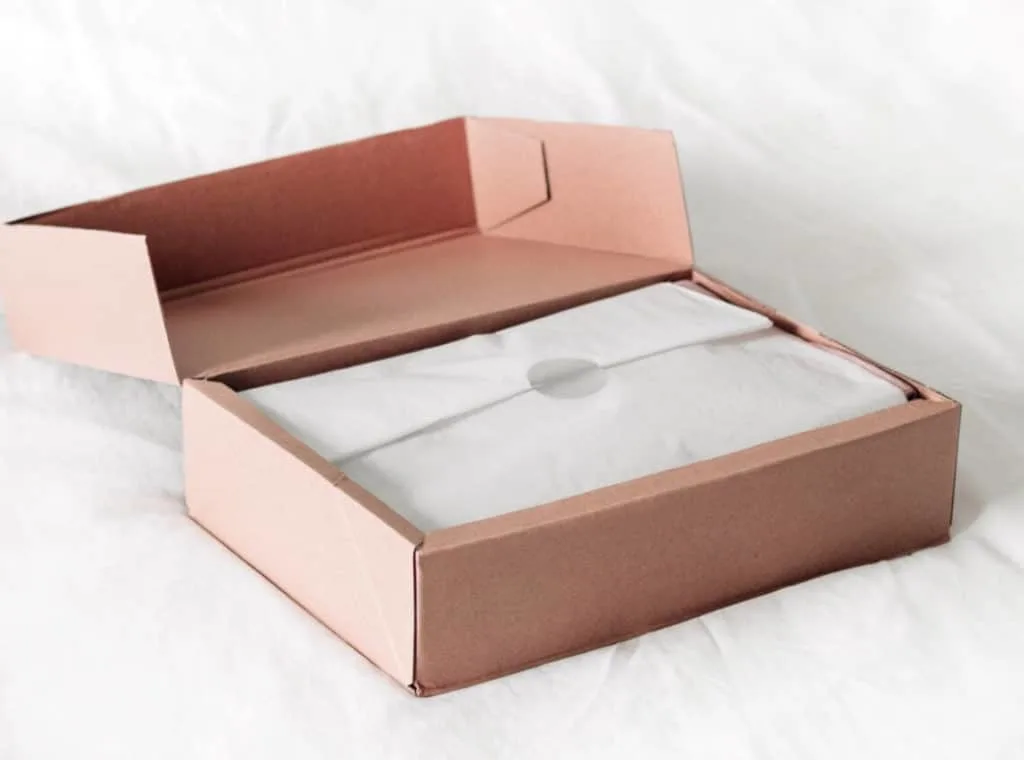 fresh custom paper boxes odor free packaging unboxing happy customers
