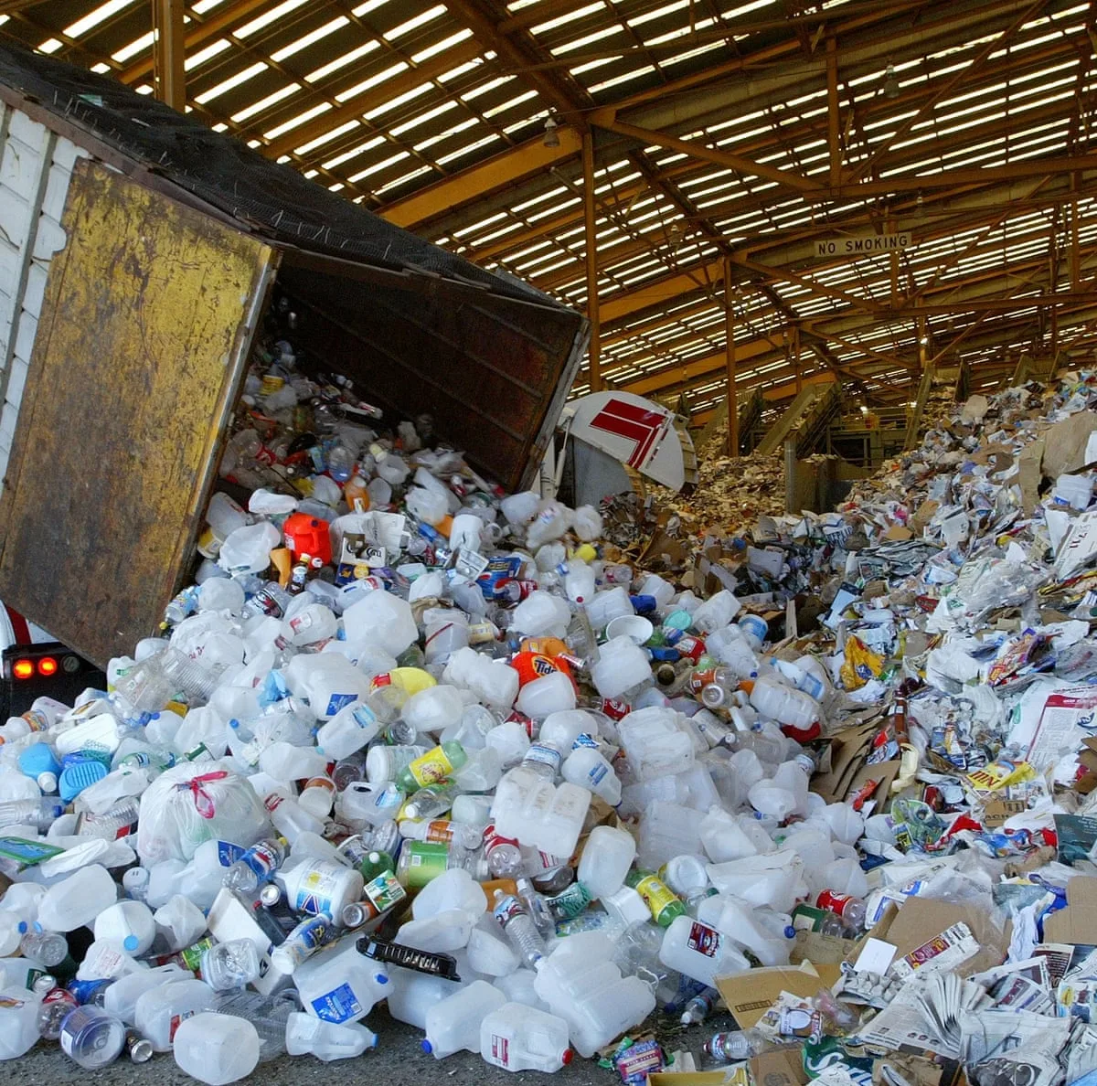 plastic packaging waste landfill pollution procurement challenge