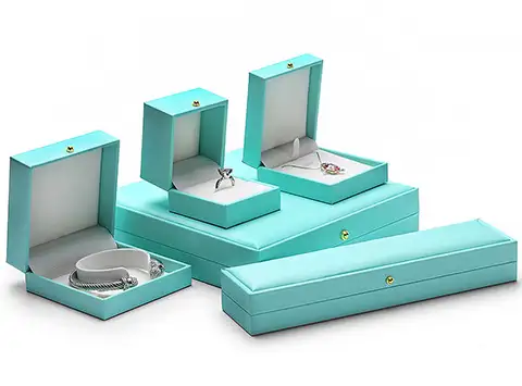 custom hinged boxes for jewelry