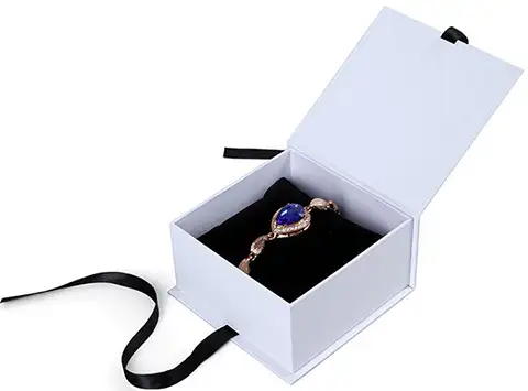 custom jewelry boxes for bracelet with open lid