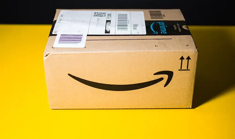 damaged shipping box, ecommerce seller facing high fulfilment fees, Amazon packaging issues