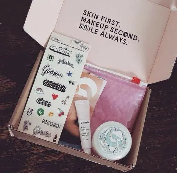 interactive cosmetics packaging unboxing customer engagement social media sharing