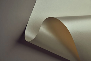 pearlescent paper 1024x683 d744yq