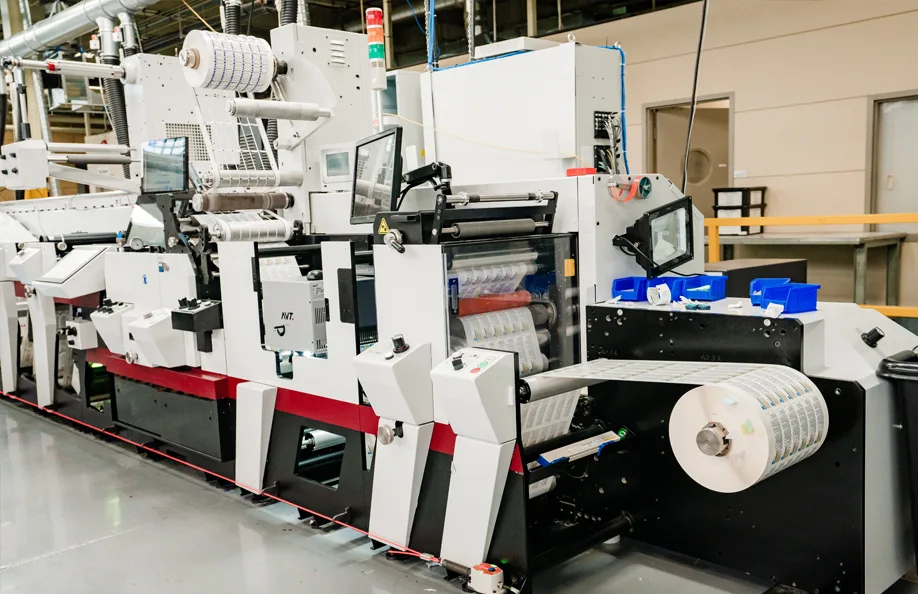 hybrid printing press luxury packaging metallic embossed personalized artwork