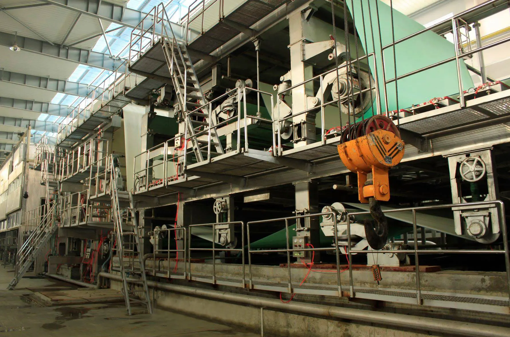 industrial recycled paper pulp process making greyboard sheets